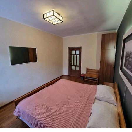 Albergue Hrachy Mot Gyumri Exterior foto