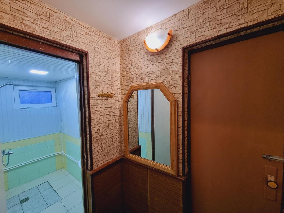 Albergue Hrachy Mot Gyumri Exterior foto